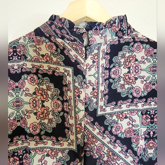 Julia Jordan Maxi Floral Dress - Picture 14 of 15